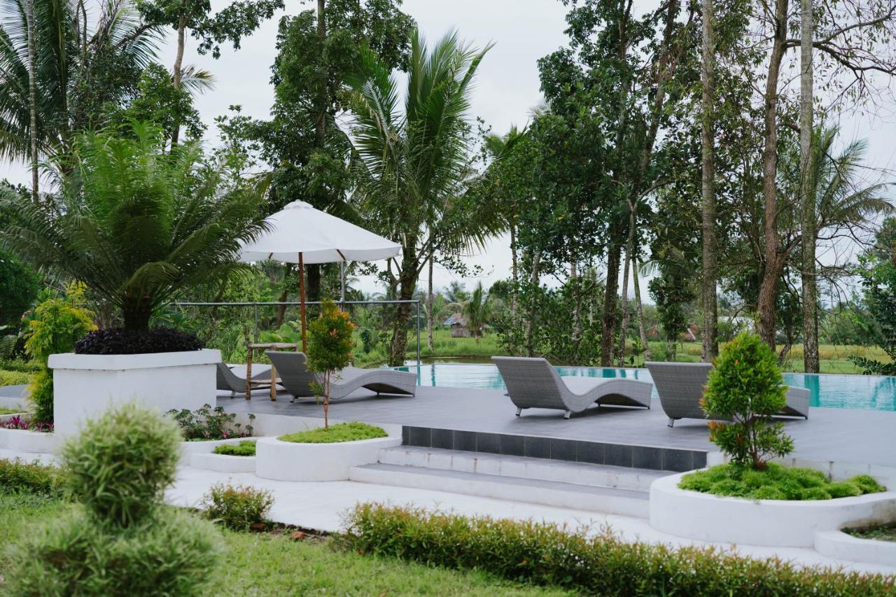 Nirvana Hotel Resort Tetebatu Exteriér fotografie