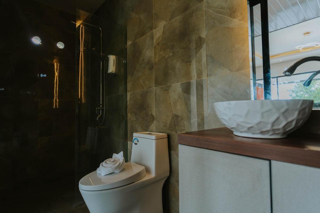 Nirvana Hotel Resort Tetebatu Exteriér fotografie