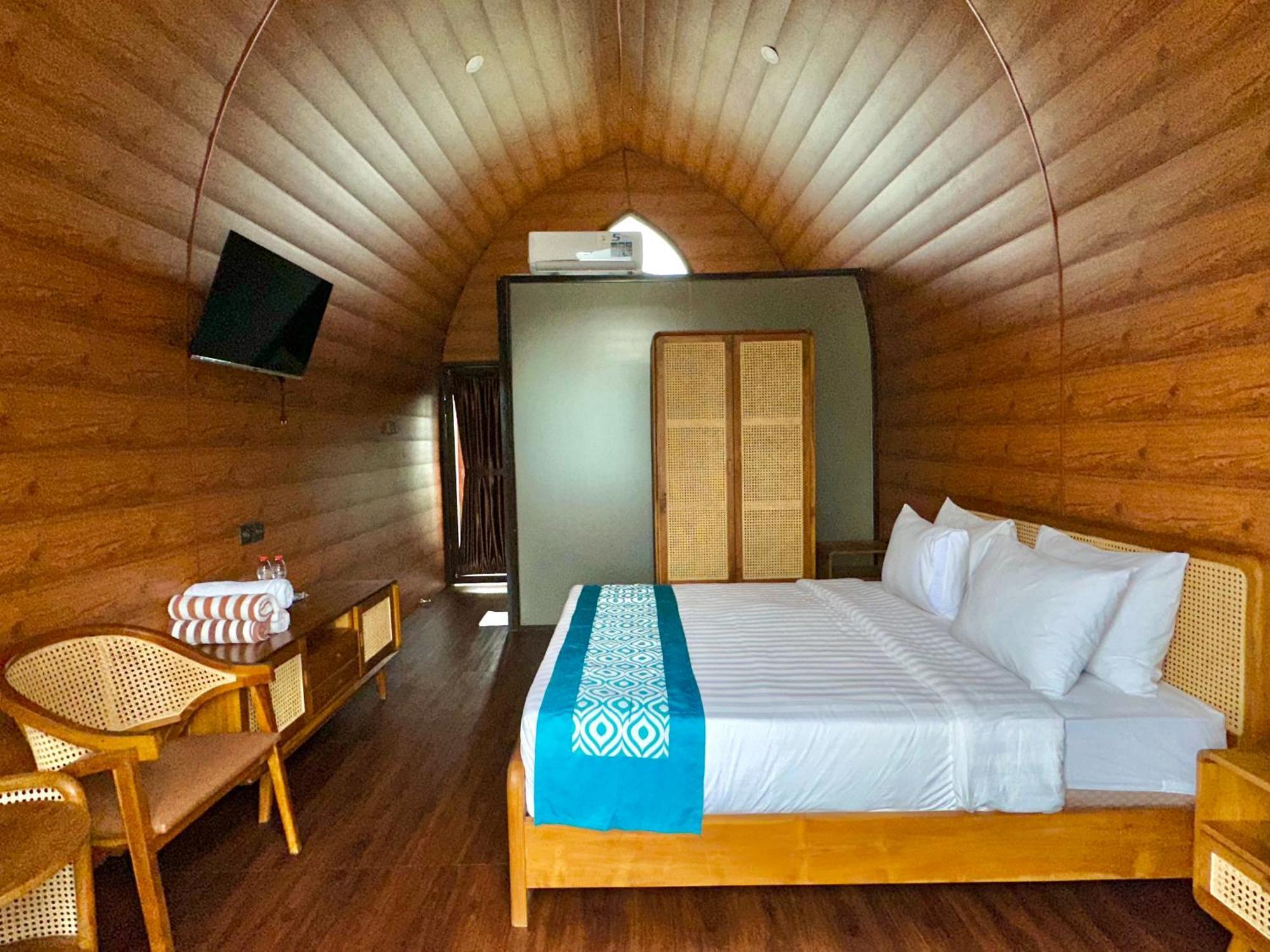 Nirvana Hotel Resort Tetebatu Exteriér fotografie